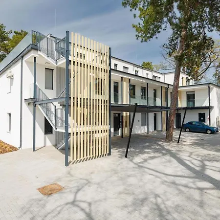 Appartement Marina Lelle *